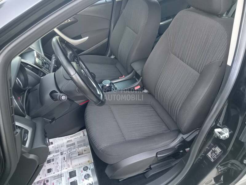 Opel Astra J 1.6 O D L I C N A