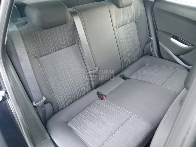 Opel Astra J 1.6 O D L I C N A