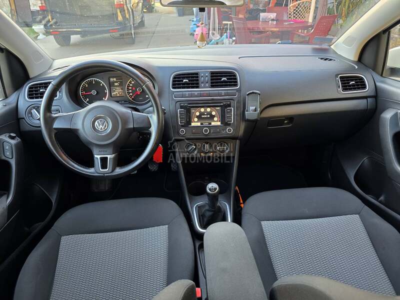 Volkswagen Polo 1.2TDI//N-A-V-I//