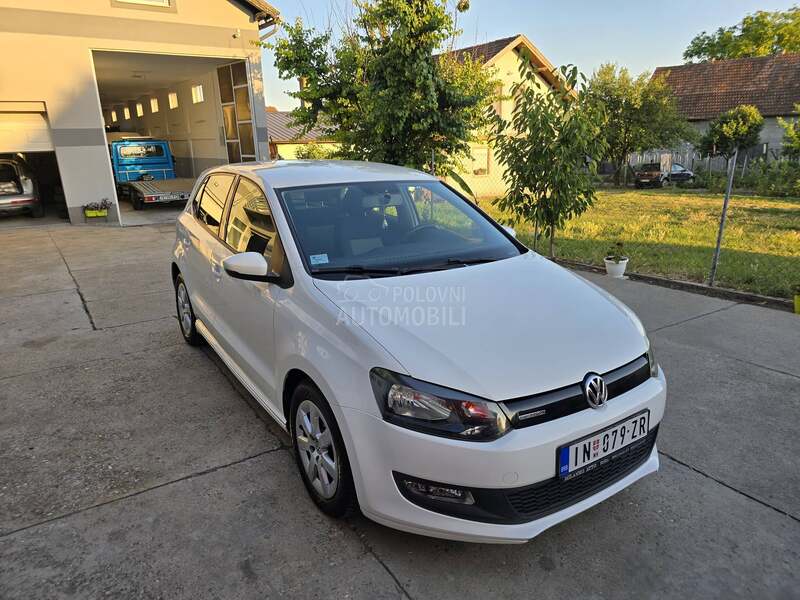 Volkswagen Polo 1.2TDI//N-A-V-I//