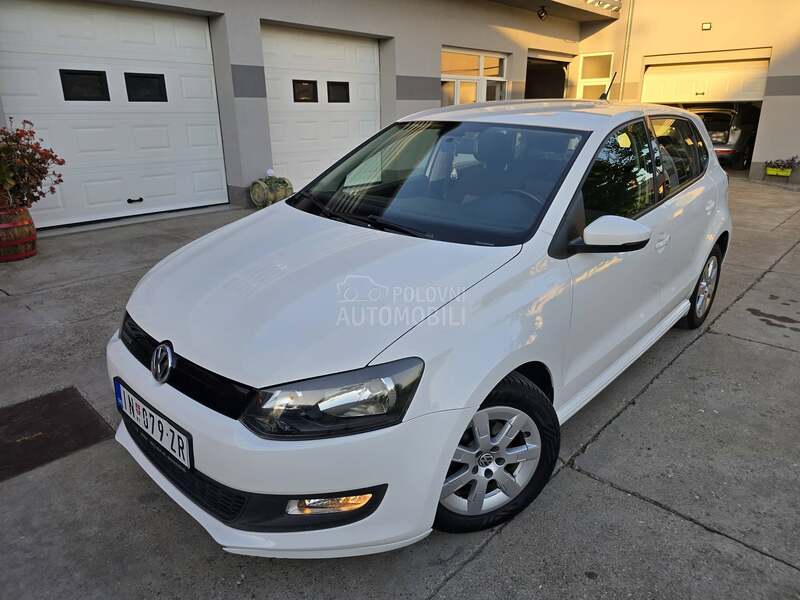Volkswagen Polo 1.2TDI//N-A-V-I//