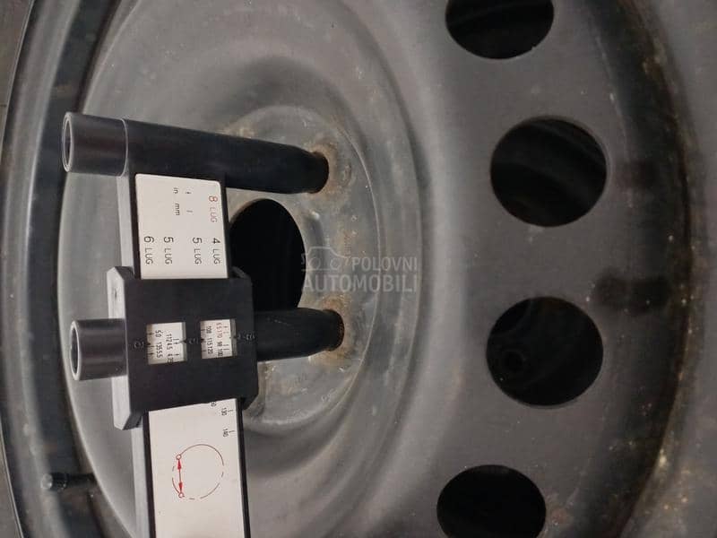 Ostalo 215/65 R16 Zimska