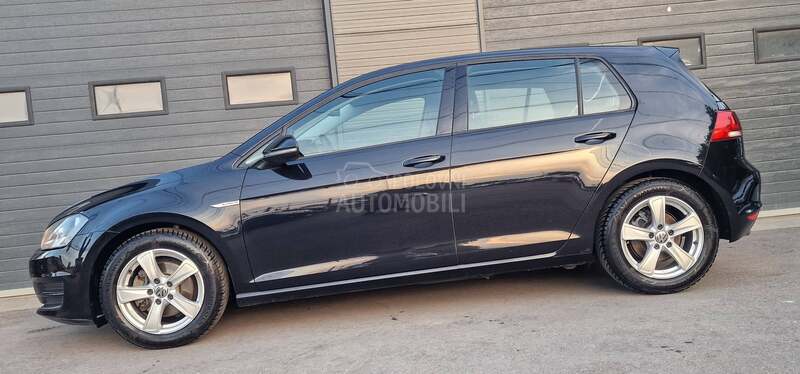 Volkswagen Golf 7 1.6 TDI HIGHLINE