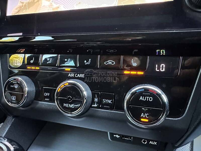 Škoda Octavia R E Z E R V I S A N