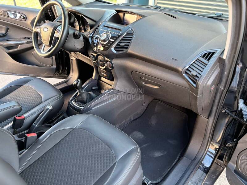 Ford EcoSport Titanium