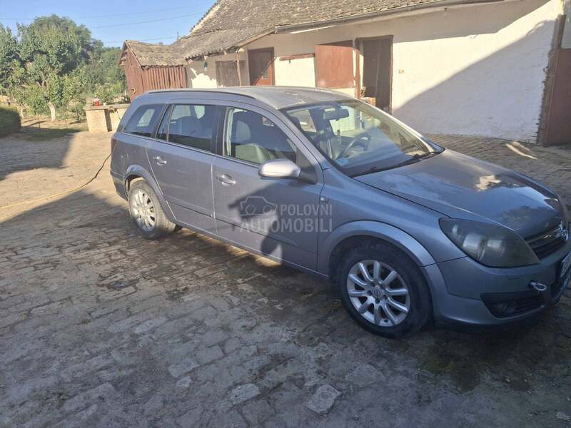 Opel Astra H 1.7