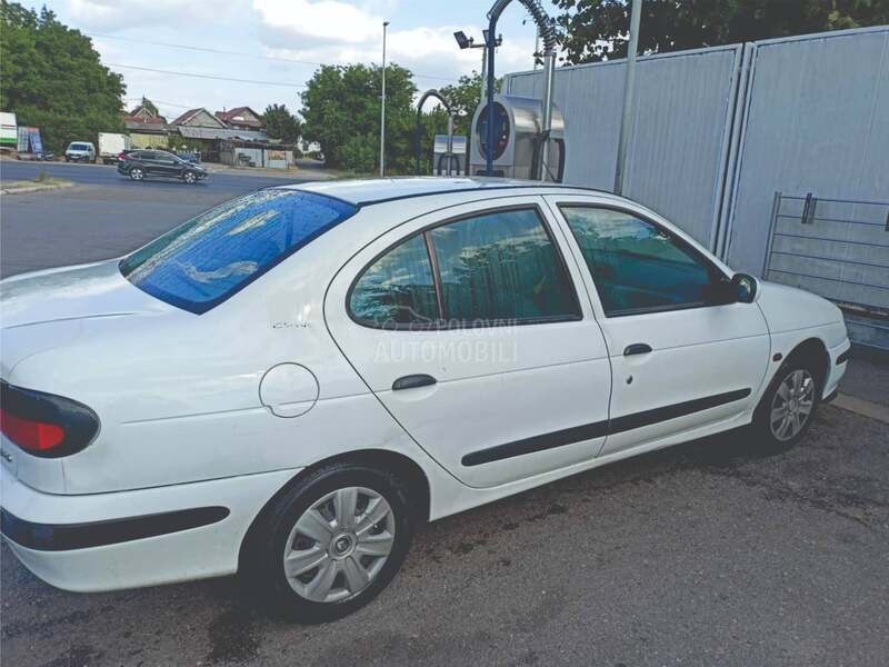 Renault Megane 1.6