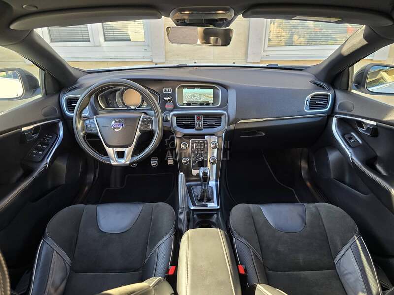 Volvo V40 2.0d D4 R-Design CH