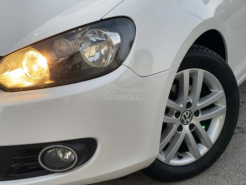 Volkswagen Golf 6 1.6 TDI HighLine