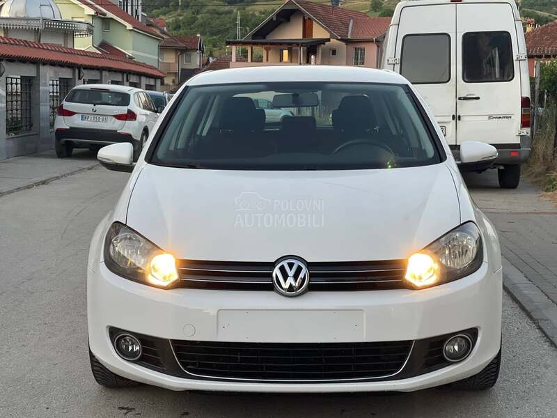 Volkswagen Golf 6 1.6 TDI HighLine