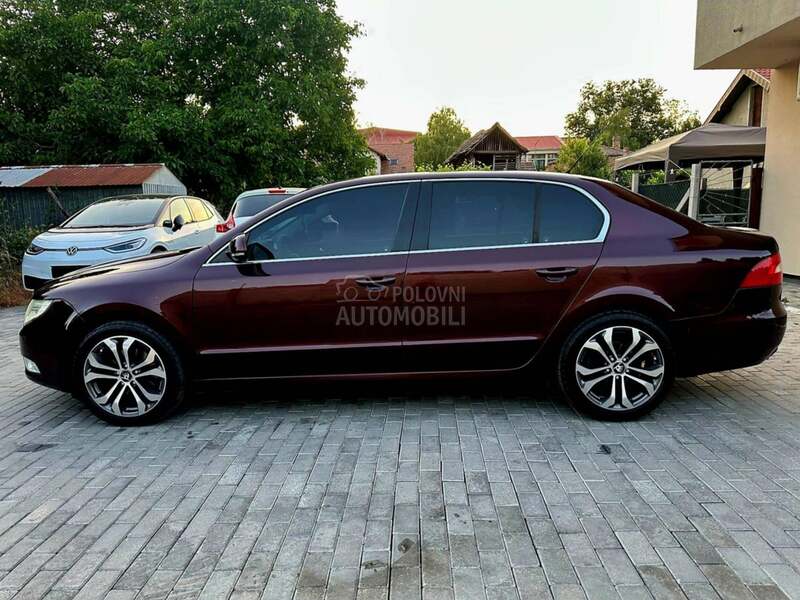 Škoda Superb 