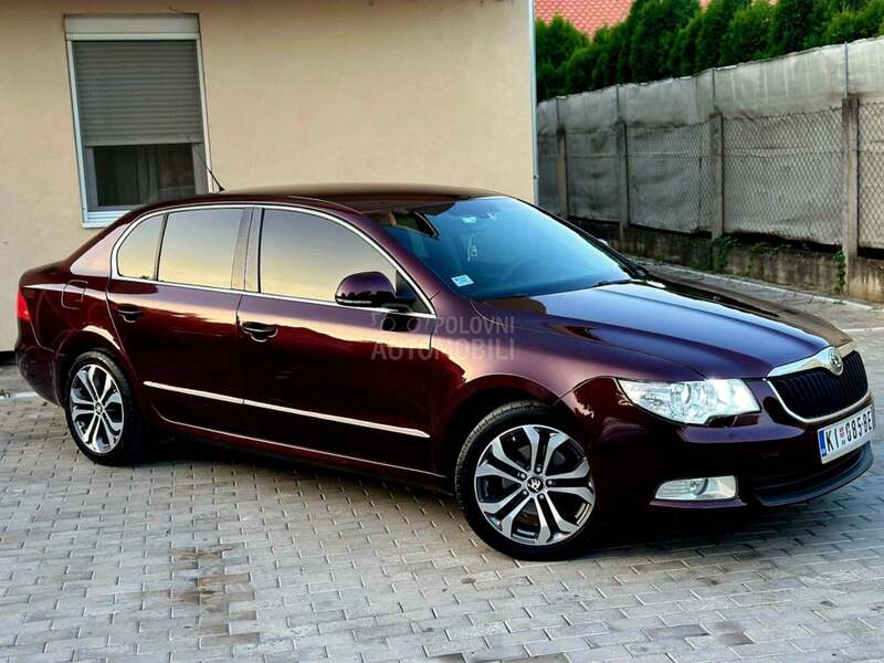 Škoda Superb 