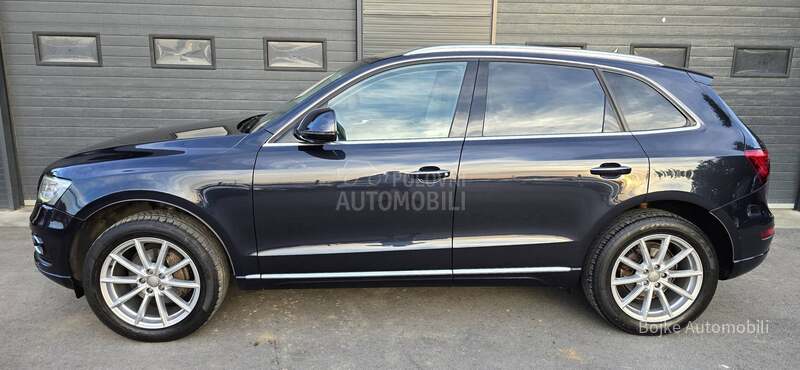 Audi Q5 2.0TDI S-LINE