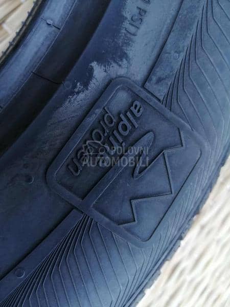 Semperit 215/65 R16 Zimska