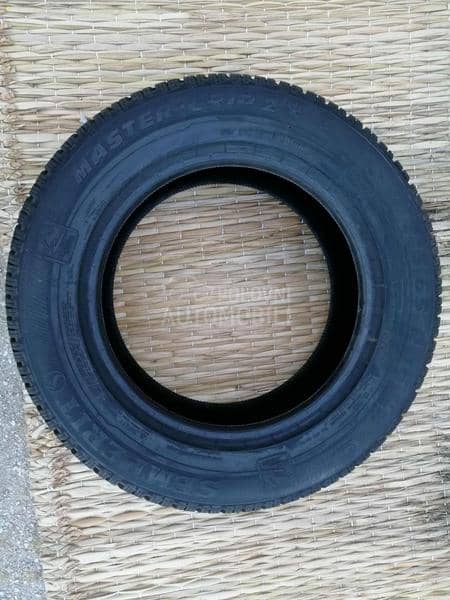 Semperit 215/65 R16 Zimska