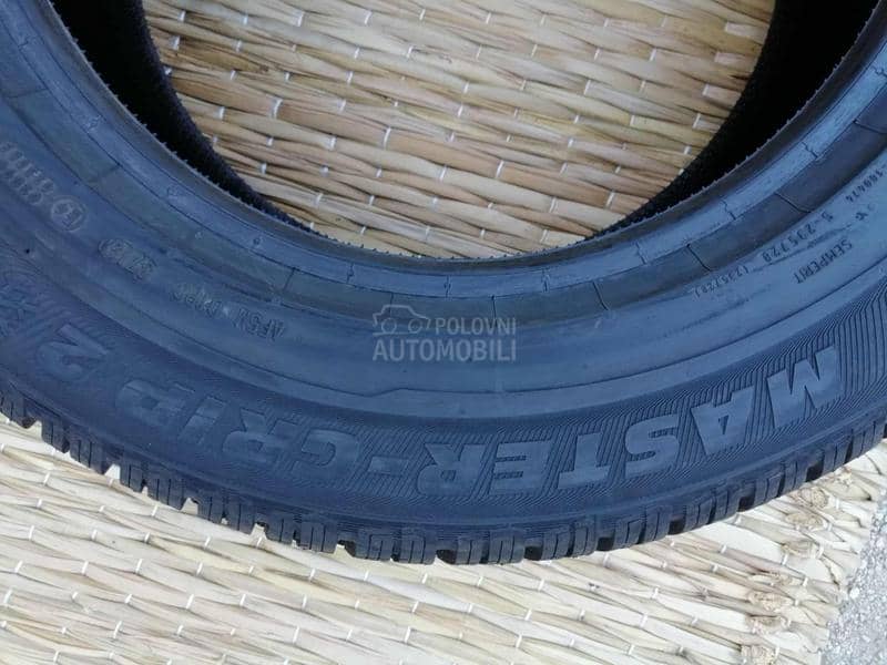 Semperit 215/65 R16 Zimska