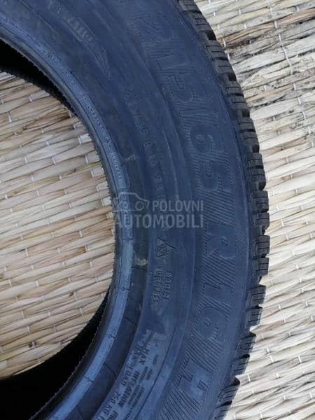 Semperit 215/65 R16 Zimska