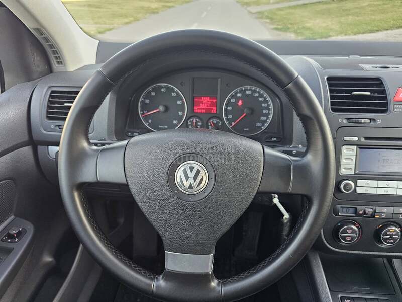 Volkswagen Golf 5 1.4