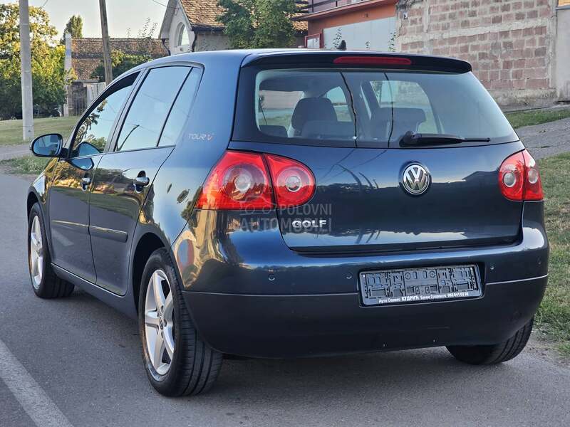 Volkswagen Golf 5 1.4