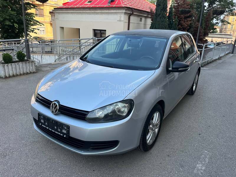Volkswagen Golf 6 1.6 TDI COMFORTLINE