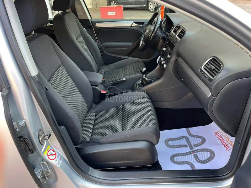 Volkswagen Golf 6 1.6 TDI COMFORTLINE