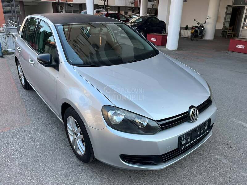 Volkswagen Golf 6 1.6 TDI COMFORTLINE