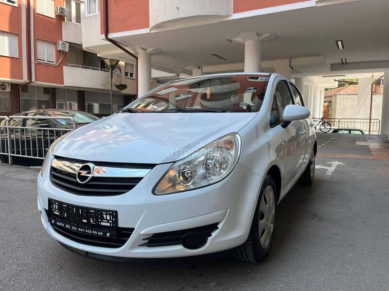 Opel Corsa D 1.2i ENJOY ŠWICA