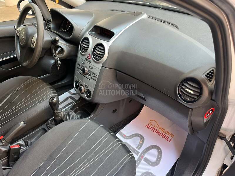 Opel Corsa D 1.2i ENJOY ŠWICA