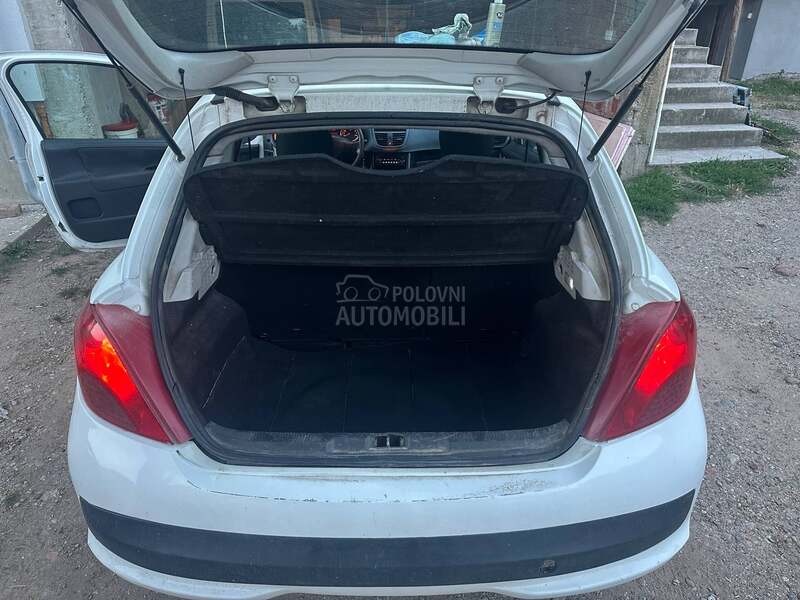Peugeot 207 1.4 HDI