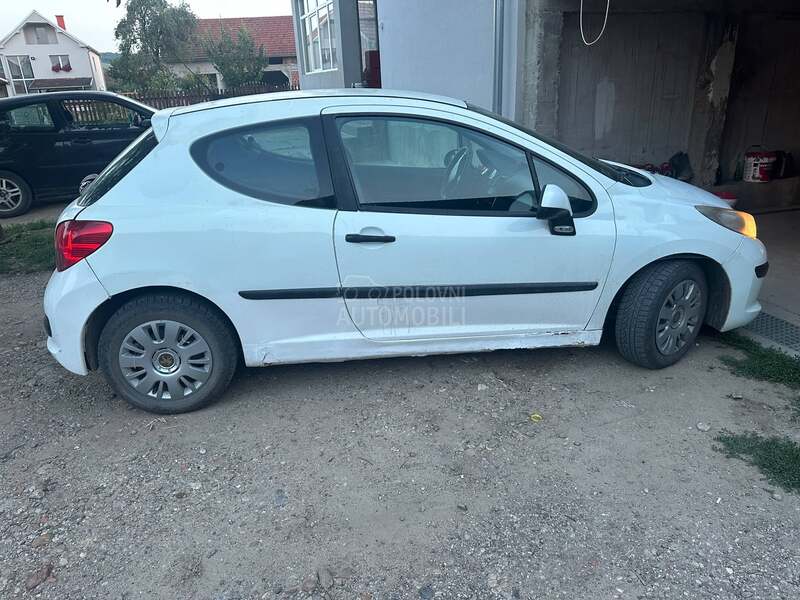Peugeot 207 1.4 HDI