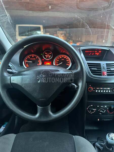 Peugeot 207 1.4 HDI