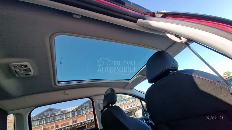 Peugeot 2008 GT-LINE/AUT0MATIC