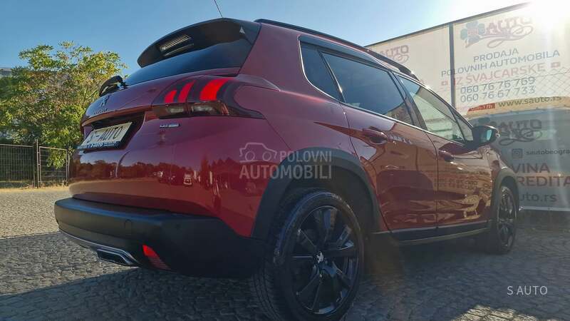 Peugeot 2008 GT-LINE/AUT0MATIC