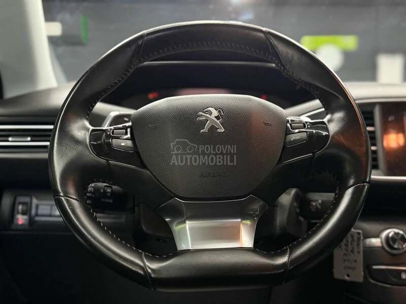 Peugeot 308 1.5HDI/Fabrič.Stanje
