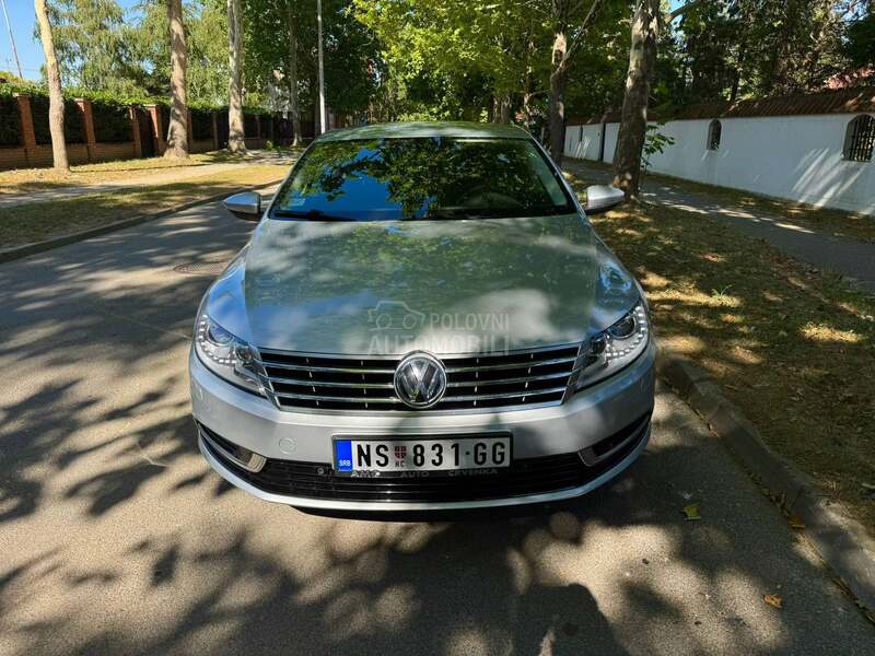 Volkswagen Passat CC 2.0 DSG