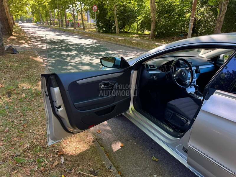 Volkswagen Passat CC 2.0 DSG