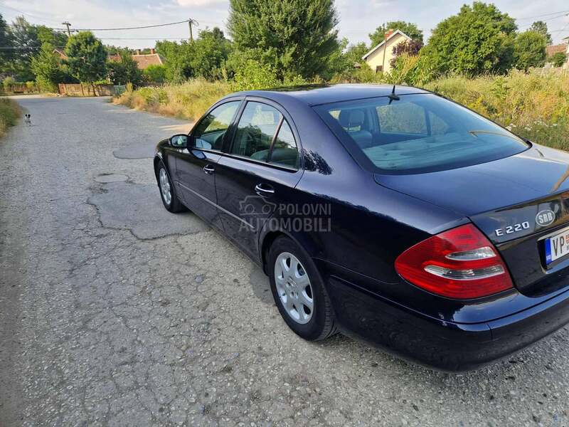 Mercedes Benz E 220 E 220 cdi