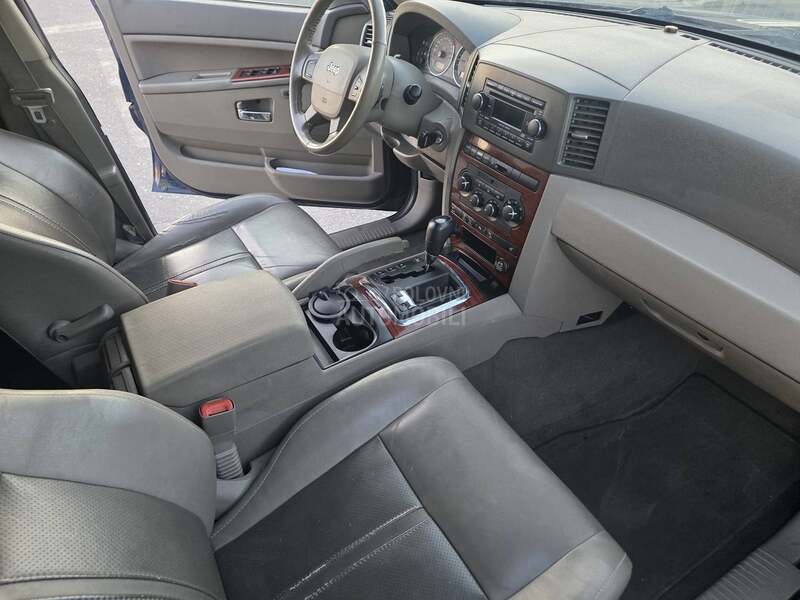 Jeep Grand Cherokee HEMI - teretno