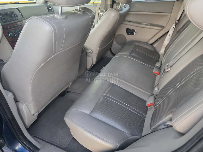Jeep Grand Cherokee HEMI - teretno
