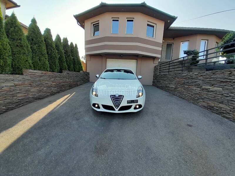 Alfa Romeo Giulietta UV0Z/CH FUUL NOOVA