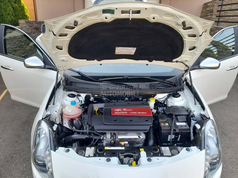 Alfa Romeo Giulietta UV0Z/CH FUUL NOOVA