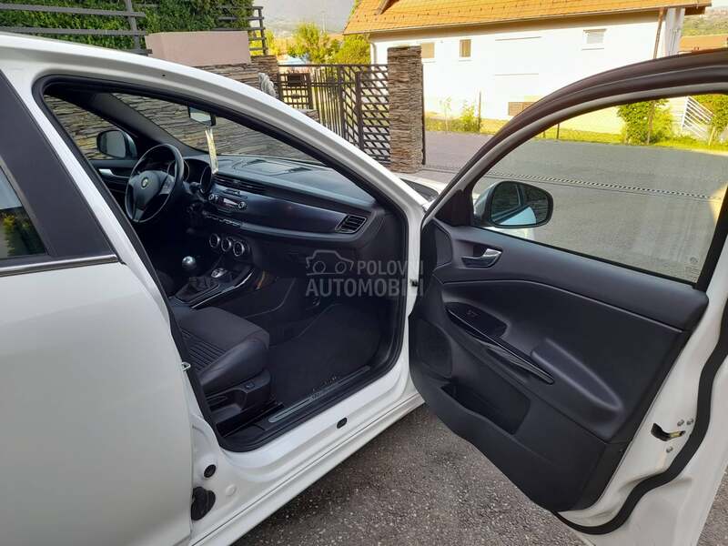 Alfa Romeo Giulietta UV0Z/CH FUUL NOOVA