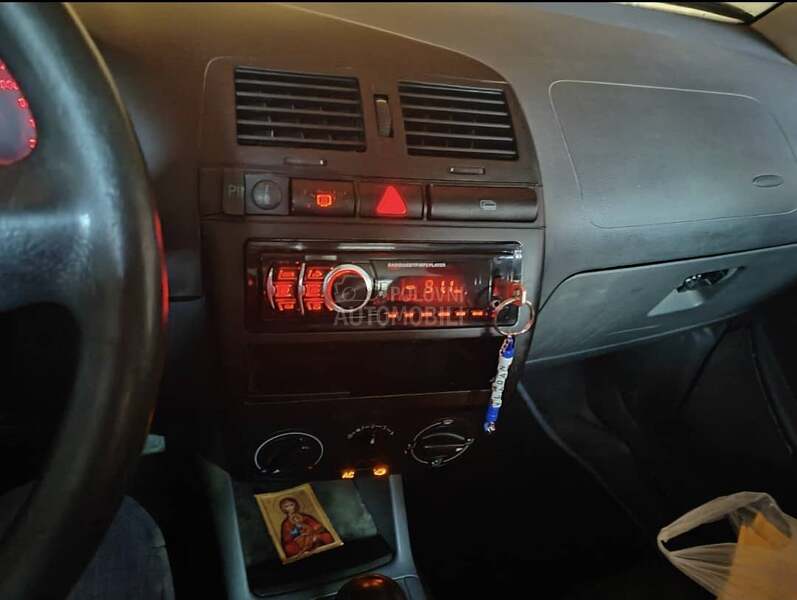 Seat Cordoba 