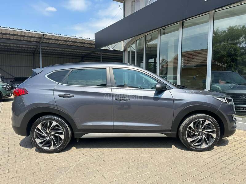 Hyundai Tucson 1.6 CRDI A/T  4x4