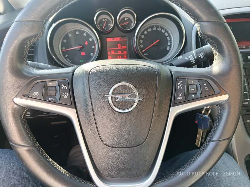Opel Astra J 1.4 Turbo