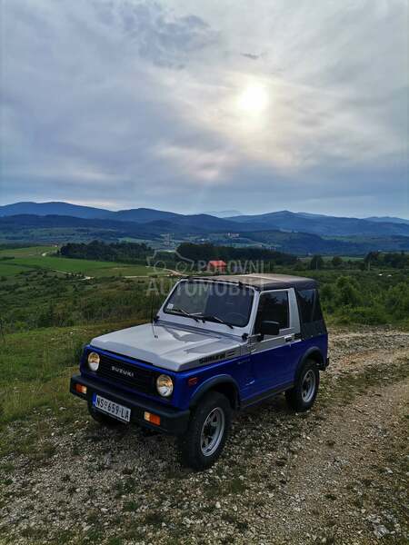 Suzuki SJ Samurai 