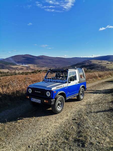 Suzuki SJ Samurai 