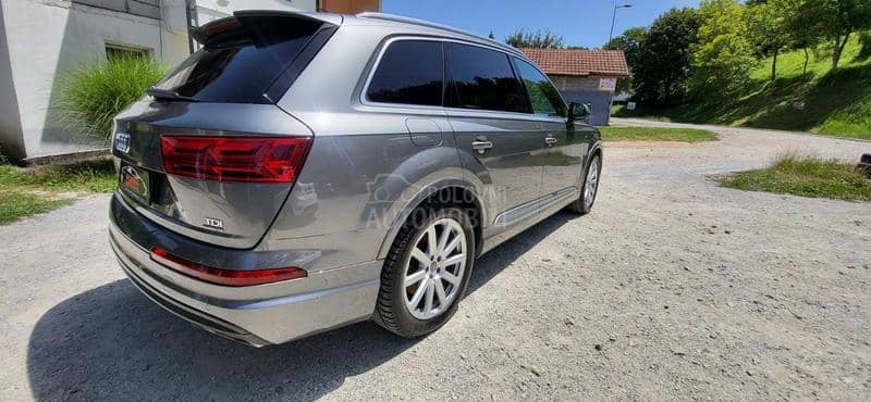 Audi Q7 7 SED 3xSLINE MATRIX