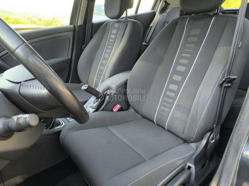 Renault Megane 1.5 DCI CH