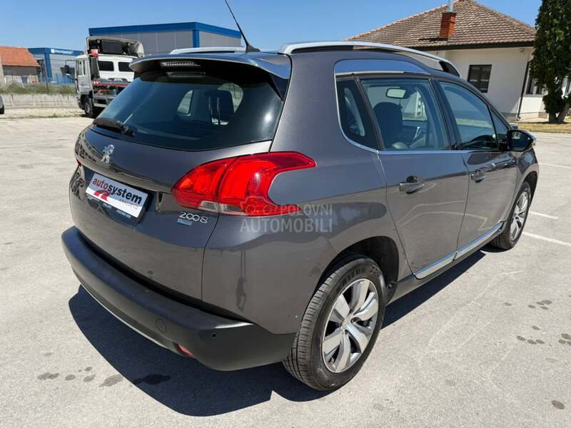 Peugeot 2008 1.2